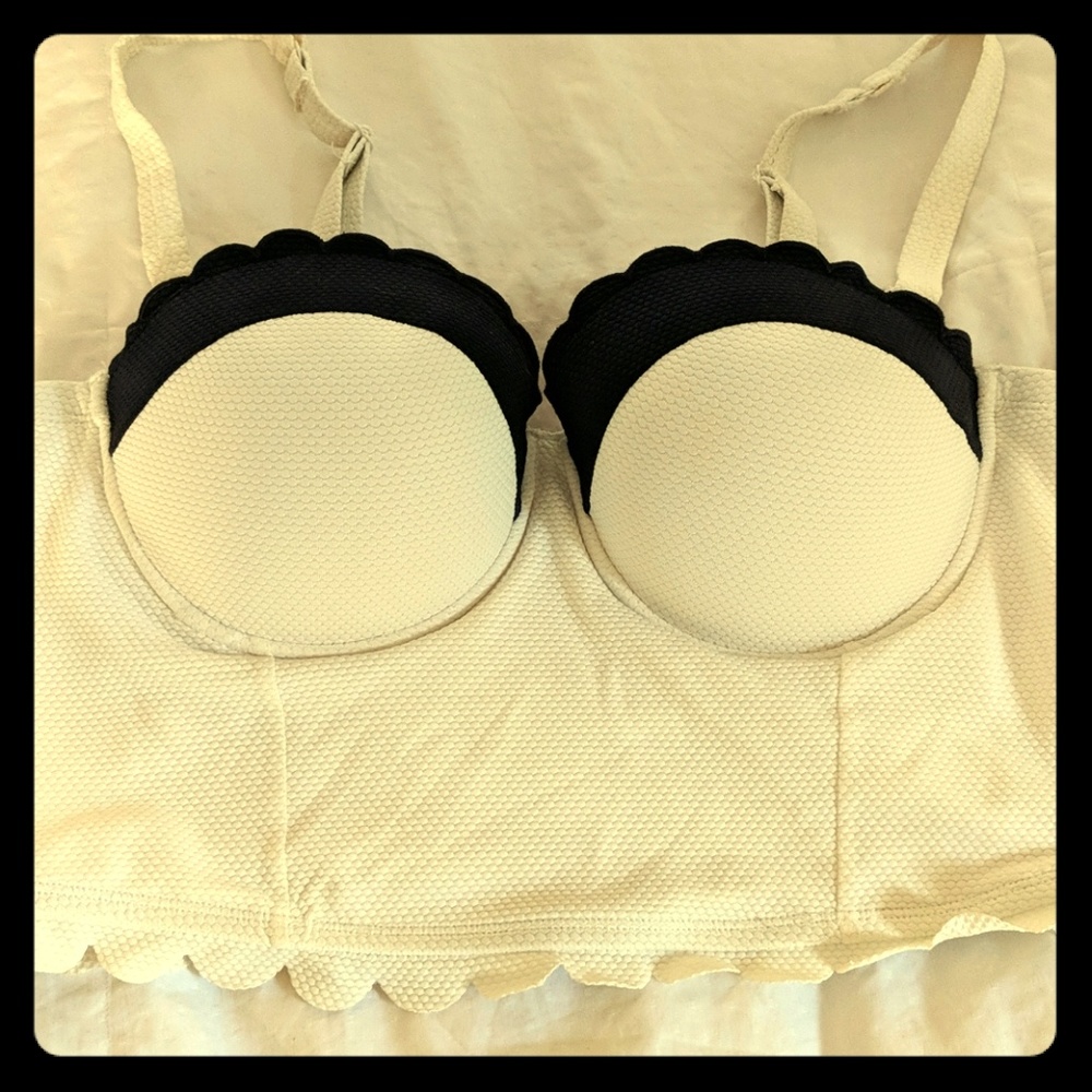 Torrid bikini top. Sz 0